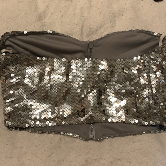 Bustier - Picture 3 of 3